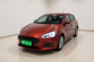 福特 福克斯 2020款 两厢 1.5L 自动锋跃型