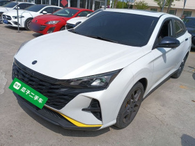 东风风神 奕炫 2023款 马赫版 1.5T 自动追猎骑士版