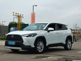 丰田 卡罗拉锐放 2022款 2.0L 精英版