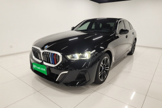 宝马5系 2024款 530Li 领先型 M运动套装