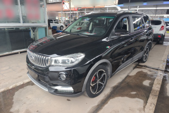 SWM斯威汽车 SWM斯威X7 2017款 1.5T 自动智享型 7座