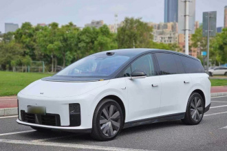 理想汽车 理想i8 2025款 标准版
