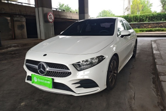 奔驰A级 2020款 A 180 L 运动轿车