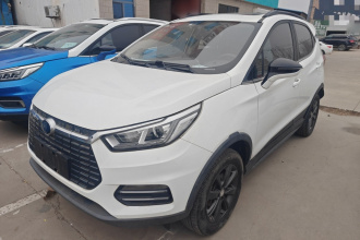 比亚迪 元新能源 2018款 EV360 智联炫酷型