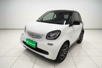 smart fortwo 2019款 0.9T 66千瓦硬顶动擎版 国VI