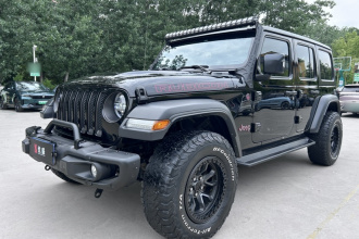 Jeep 牧马人 2021款 2.0T 罗宾汉四门版