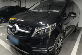 奔驰V级 2022款 V 260 L 长轴距豪华版
