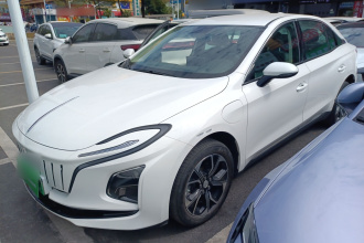 红旗E-QM5 2023款 改款 基础出行版