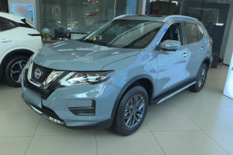 日产 奇骏 2025款 荣誉 2.0L 两驱领先版