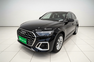 奥迪Q5L 2022款 改款 40T 豪华动感型