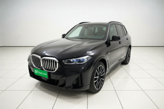 宝马X5 2023款 xDrive 40Li M运动曜夜套装