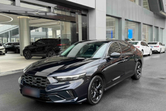 本田 雅阁 2025款 运动系列 260TURBO 豪华版