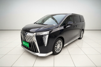 广汽传祺 传祺M8 2025款 宗师系列 超级混动版