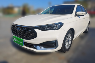 福特 福睿斯 2021款 1.5L 自动铂金版