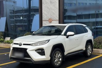 丰田 威兰达 2022款 2.0L CVT两驱豪华PLUS版