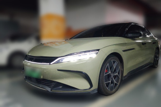 比亚迪 汉 2022款 EV 创世版 715KM前驱尊荣型