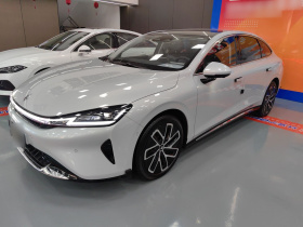 宝骏享境 2025款 插混 140km豪华版