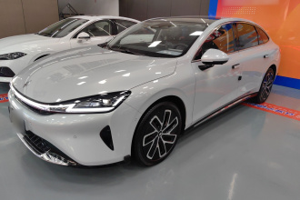 宝骏享境 2025款 插混 140km豪华版