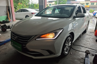 长安 逸动 2019款 高能版 1.6L GDI 自动先锋型 国VI