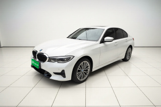 宝马3系 2022款 320i 运动套装