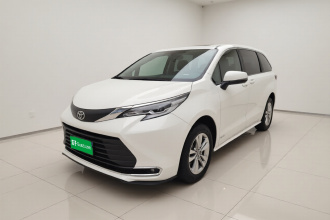 丰田 赛那SIENNA 2024款 2.5L混动 舒适版