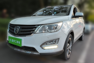 宝骏560 2015款 1.8L 手动豪华型