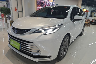 丰田 赛那SIENNA 2023款 2.5L混动 铂金版
