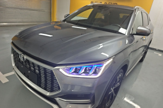 比亚迪 宋PLUS 2020款 1.5T 自动旗舰型