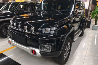 北京越野 北京BJ40 2023款 2.0T 自动四驱城市猎人版侠客型