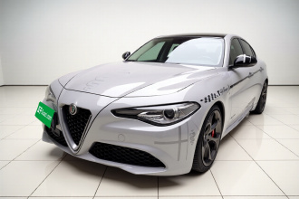 阿尔法·罗密欧 Giulia朱丽叶 2017款 2.0T 200HP 豪华版