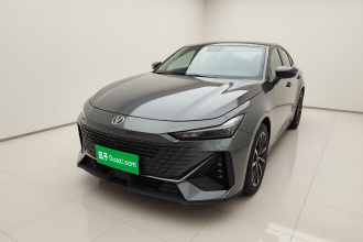 长安UNI-V 2022款 1.5T 尊贵型