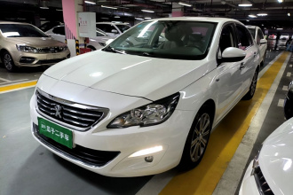 标致408 2015款 1.2T 自动豪华版