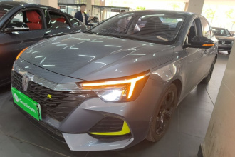 荣威i6 MAX新能源 2020款 1.5T PHEV爽酷天幕版