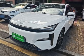 吉利银河 银河L6 2024款 125km PLUS 龙腾版