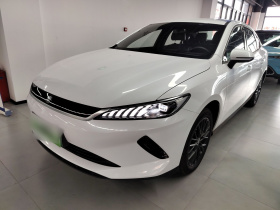 比亚迪 秦PLUS 2025款 EV 智驾版 510KM进取型