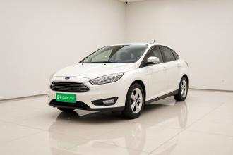 福特 福克斯 2017款 三厢 1.6L 手动舒适型智行版
