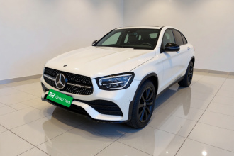 奔驰GLC轿跑 2021款 GLC 260 4MATIC 轿跑SUV