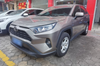 丰田 RAV4荣放 2022款 2.0L CVT两驱都市版