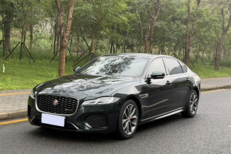 捷豹XFL 2021款 XFL 2.0T P250 两驱精英运动版