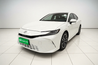 丰田 凯美瑞 2024款  双擎 2.0HG 尊贵版