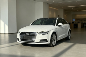 奥迪A3 2018款 30周年年型 Sportback 35 TFSI 风尚型