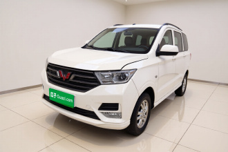 五菱汽车 五菱宏光 2021款 1.5L S标准型LAR