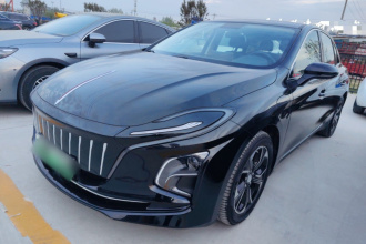 红旗E-QM5 2021款 充电 旗悦版