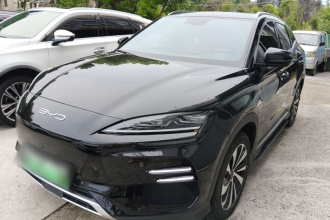 比亚迪 宋PLUS新能源 2023款 冠军版 EV 520KM 旗舰型