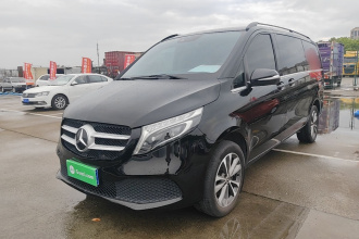 奔驰V级 2020款 V 260 领航版