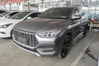 比亚迪 宋PLUS 2020款 1.5T 自动旗舰型