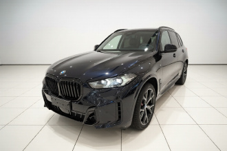 宝马X5 2025款 xDrive 30Li 尊享型M运动曜夜套装