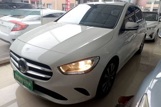 奔驰B级 2022款 B 180 时尚型