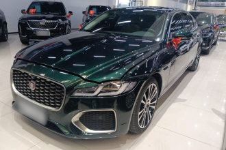 捷豹XFL 2023款 XFL 2.0T P250 两驱尊享豪华版
