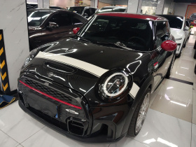 MINI JCW 2023款 2.0T JOHN COOPER WORKS Pat Moss纪念版